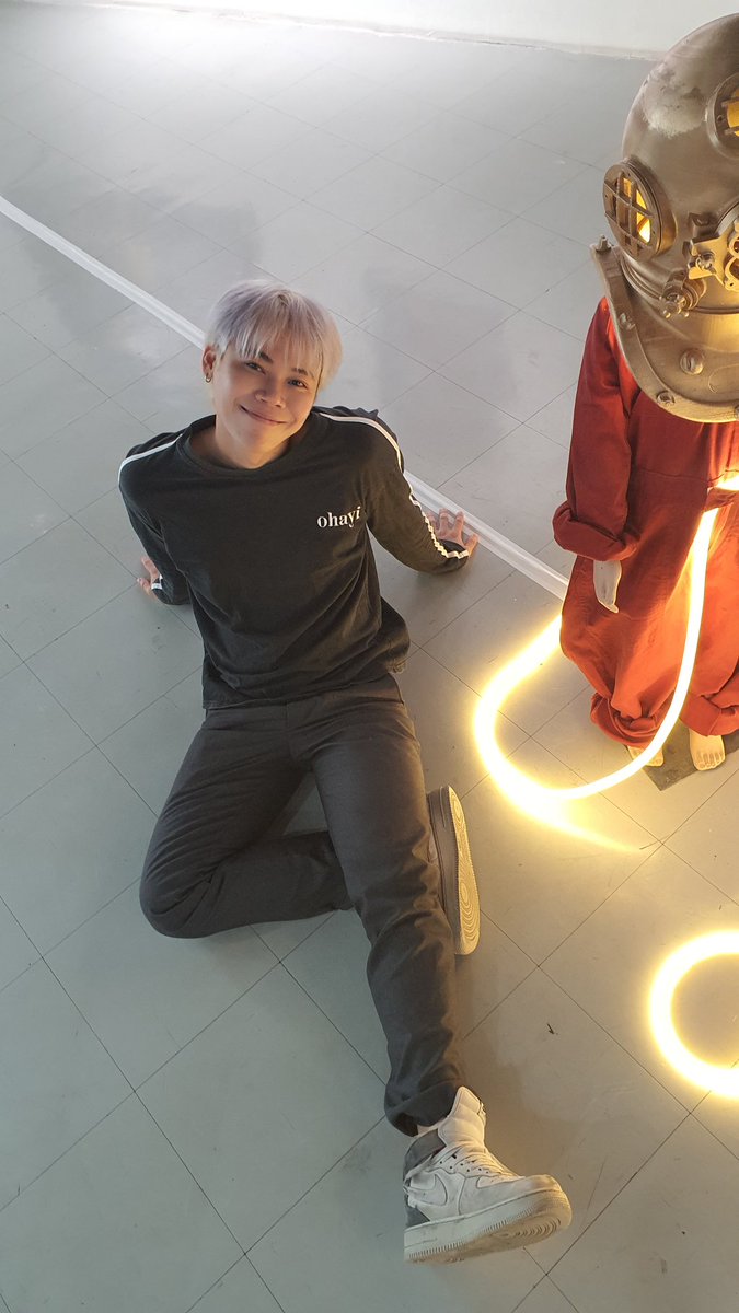 Hobbgoblinn's tweet photo. .𝖍𝖆𝖈𝖐//:𝖋𝖆𝖑𝖑𝖎𝖓𝖌 𝖆𝖓𝖌𝖊𝖑
#BangkokVibes #TravelThailand #BangkokArt #CityExplorer #WanderlustThailand #InstaTravel #ThailandVibes #BangkokLife #UrbanExploration #ArtInBangkok #InstaVlog #TravelBlogger #BangkokTrip #CreativeTravel #HiddenBangkok #TravelWithMe #VlogLife https://t.co/xl33IMVFgF