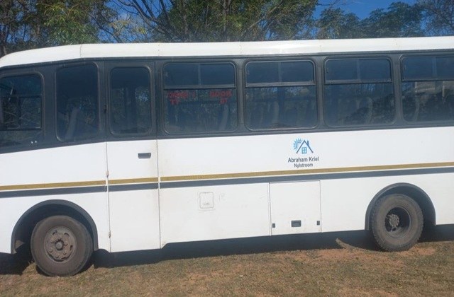 AKKNyl's tweet photo. Ons het ŉ dringende behoefte aan lugversorging vir ons kinderhuisbus en doen ŉ beroep op ons vriende en ondersteuners om ons te help om dit te finansier.

ŉ Skenking aan die kinderhuis sal die lang ure op die bus koeler en meer gemaklik maak. 

https://t.co/4xj32f5Zdi https://t.co/PSrnoQCgUW