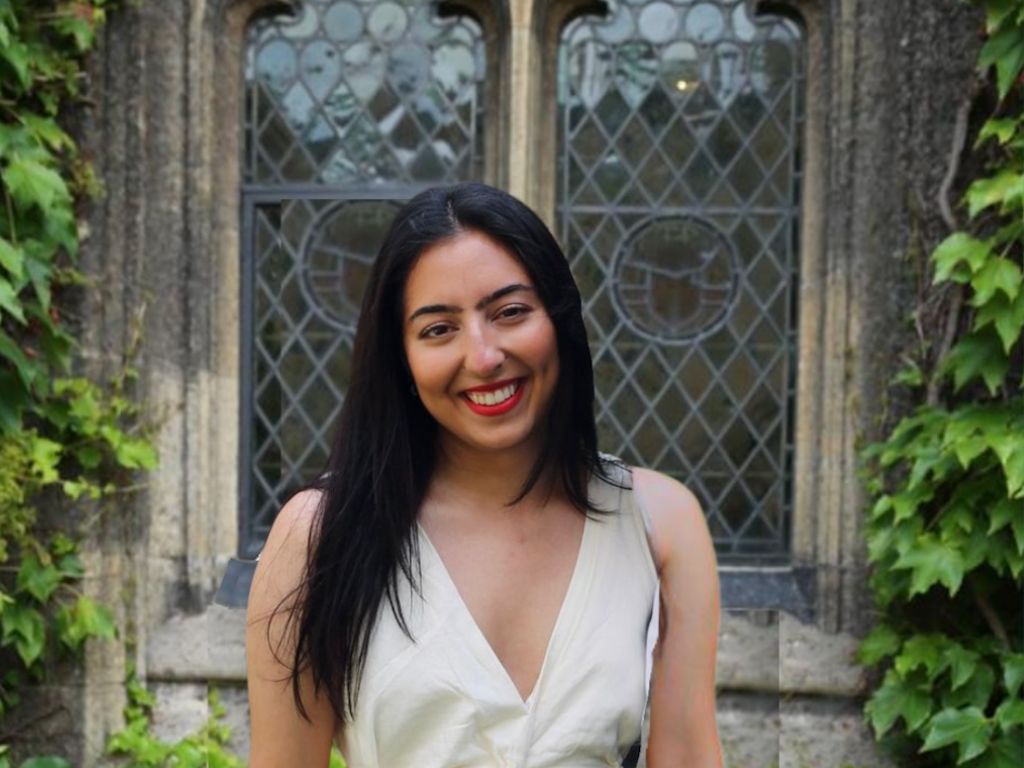 Lincoln Alumni (@lincolnalumni) on Twitter photo Congrats to DPhil student Maria Murad on winning the <a href="/AmEthno/">AE/AES - Come join us at @amethno.bsky.social !</a> Graduate Student Research Award for her work on Oxford’s 20th-century colonial officer training. She also won an AES travel grant to present at its 2026 conference. 👏🏆 <a href="/mariamurad_/">Maria Murad</a>
🔗 ow.ly/VskG50VTibg Congrats to DPhil student Maria Murad on winning the <a href="/AmEthno/">AE/AES - Come join us at @amethno.bsky.social !</a> Graduate Student Research Award for her work on Oxford’s 20th-century colonial officer training. She also won an AES travel grant to present at its 2026 conference. 👏🏆 <a href="/mariamurad_/">Maria Murad</a>
🔗 ow.ly/VskG50VTibg