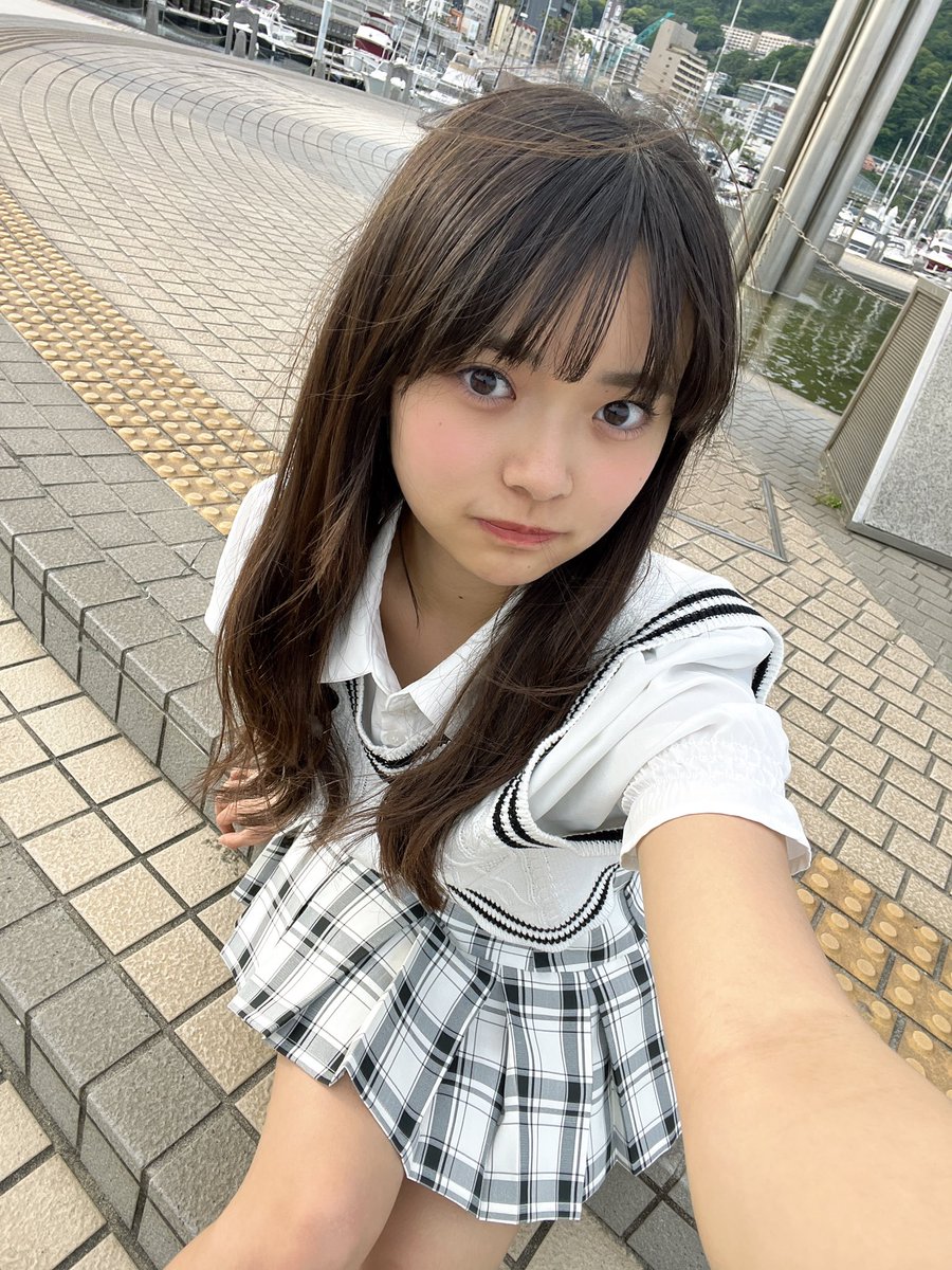 komorikano's tweet photo. 金曜日ー！！今日もいいお天気だね https://t.co/M30WJB5olq