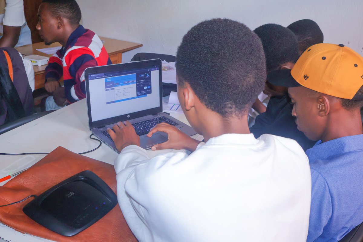 NatcomTCenter's tweet photo. Empowering Through Practice! Hands-on with wireless tech — real skills, real impact." 💻At Natcom Training Center, we believe in learning by doing. Our learners are diving deep into practical networking, coding, and digital tools that shape the future of technology in Rwan. https://t.co/3ugJiy8Yv4