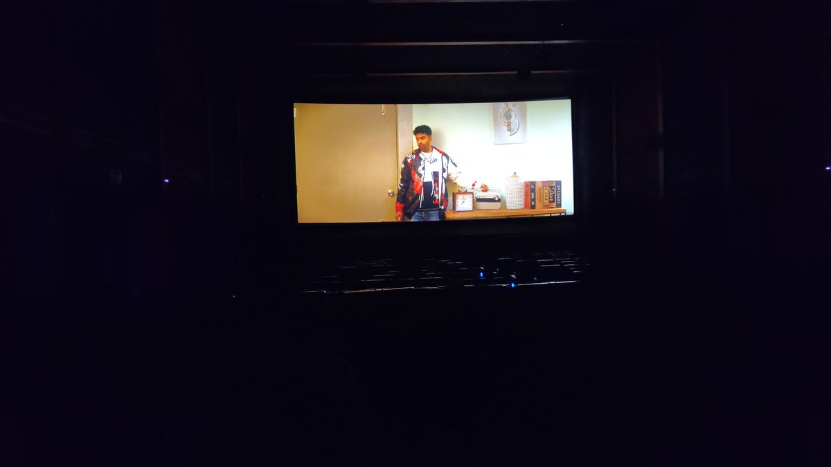 Santa_Dheena_DN's tweet photo. SHOW TIME #DevilsDoubleNextLevel
#Santhanam
@iamsanthanam #DDNextLevelFDFs https://t.co/G3kW5sfHJj