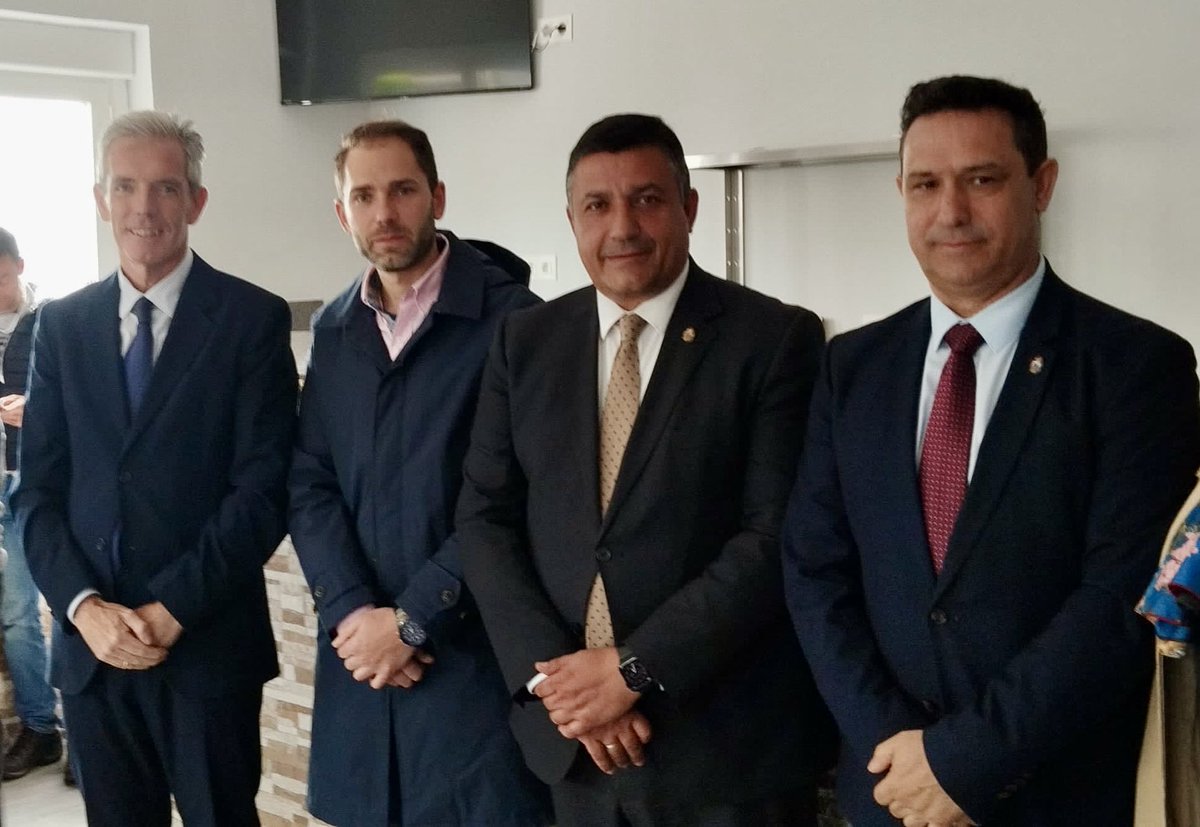 CarlosGarcia_PP's tweet photo. El Día de #SanIsidro es muy señalado en los municipios del medio rural donde la agricultura y la ganadería siguen siendo las actividades económicas principales.
Ayer acompañamos al alcalde y vecinos de #Cisla e inauguramos la remodelación del Bar Sindical.
#HaciendoProvincia 🌾 https://t.co/SbFQAshKJv