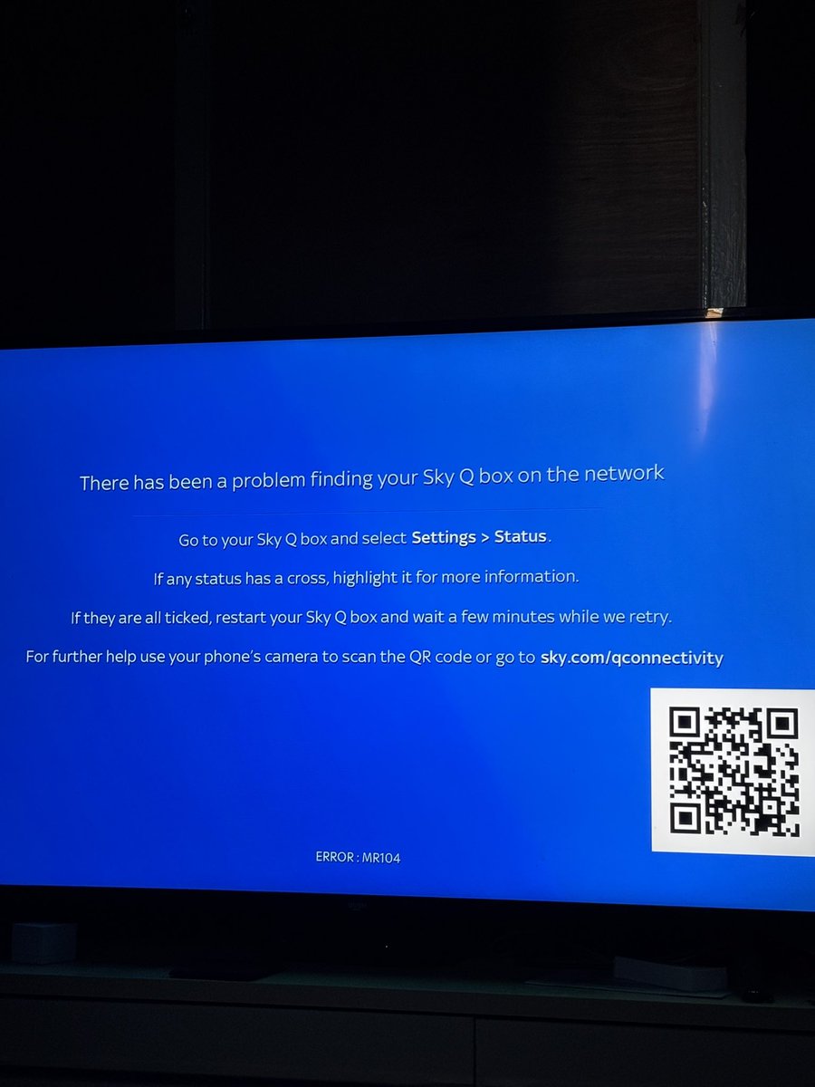 abbyt1985's tweet photo. @boddy_mdb @SkyHelpTeam These are the two screens I'm getting https://t.co/1iNU58wVqI