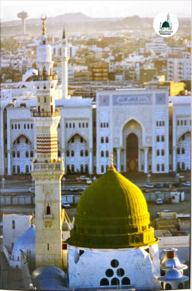 لا حرفَ لا معنىً يطولُ سَماكا
كل المعاني لم تَصفْ معناكا

يا مِرفأََ الأضواءِ إنا ظُلمةٌ
فأعِرْ نواظِرَنا قميصَ سَناكا

بك يرتدي نهرُ المُروءةِ دفقَه
يا من مَزجتَ حَنانَه بسَخاكا

يا مَوْسِمَ الأمْطار في حَقل السَّنا
الرُّوْحُ عَطْشَى خُذْ بها لحَيَاكا