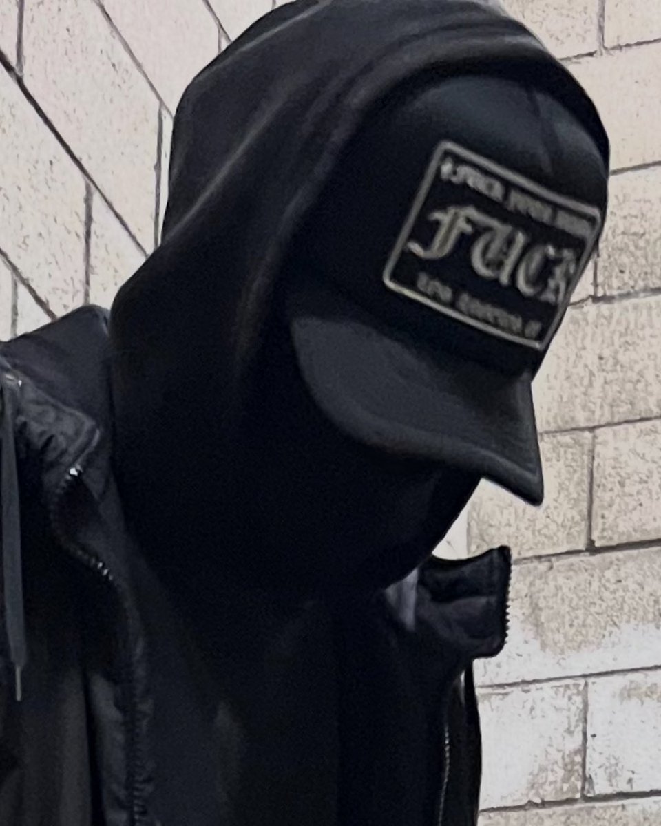 FUCKURBRAND's tweet image. DROP 18 Friday 5/23 @ 12pm PT 3pm EST