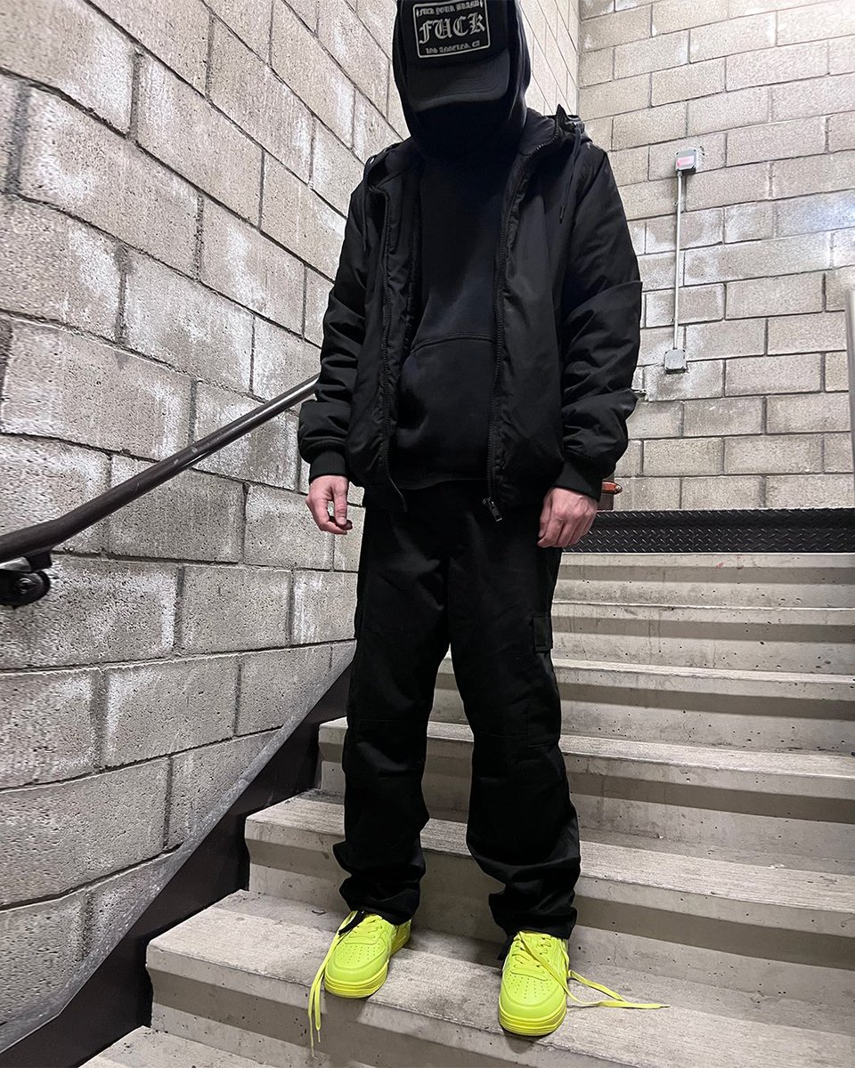 FUCKURBRAND's tweet image. DROP 18 Friday 5/23 @ 12pm PT 3pm EST