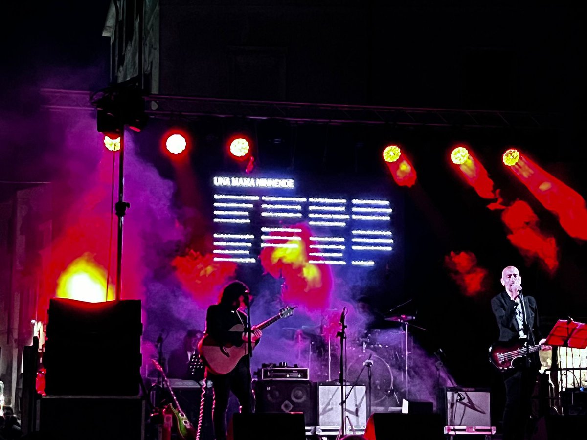 MartaDj1's tweet photo. Che bel concerto ieri a #Sassari in piazza Santa Caterina con gli #OKBA e il loro spettacolo #Abolu @comunedisassari Grazie 🤩 https://t.co/c1AEp6ekZZ