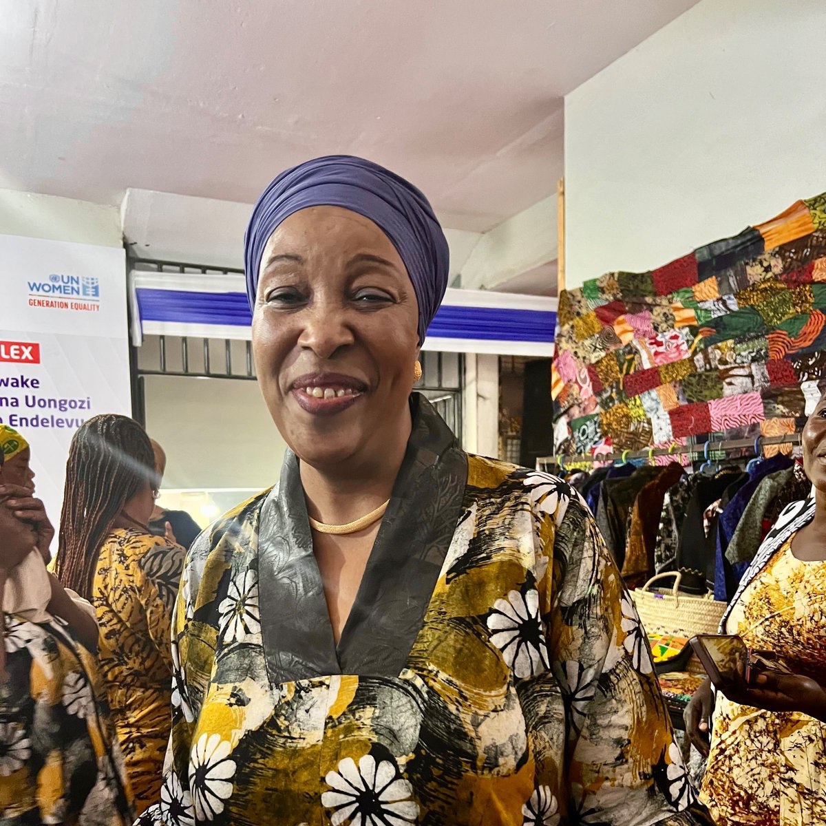 unwomentanzania's tweet photo. In Dar es Salaam today, UN Women is honoured to welcome H.E. Alex Stubb, President of Finland, to the Machinga Complex to engage with women traders benefiting from our Women’s Leadership and Economic Rights Project supported by @FinnishEmbTz, and the market is looking forward to receive him!