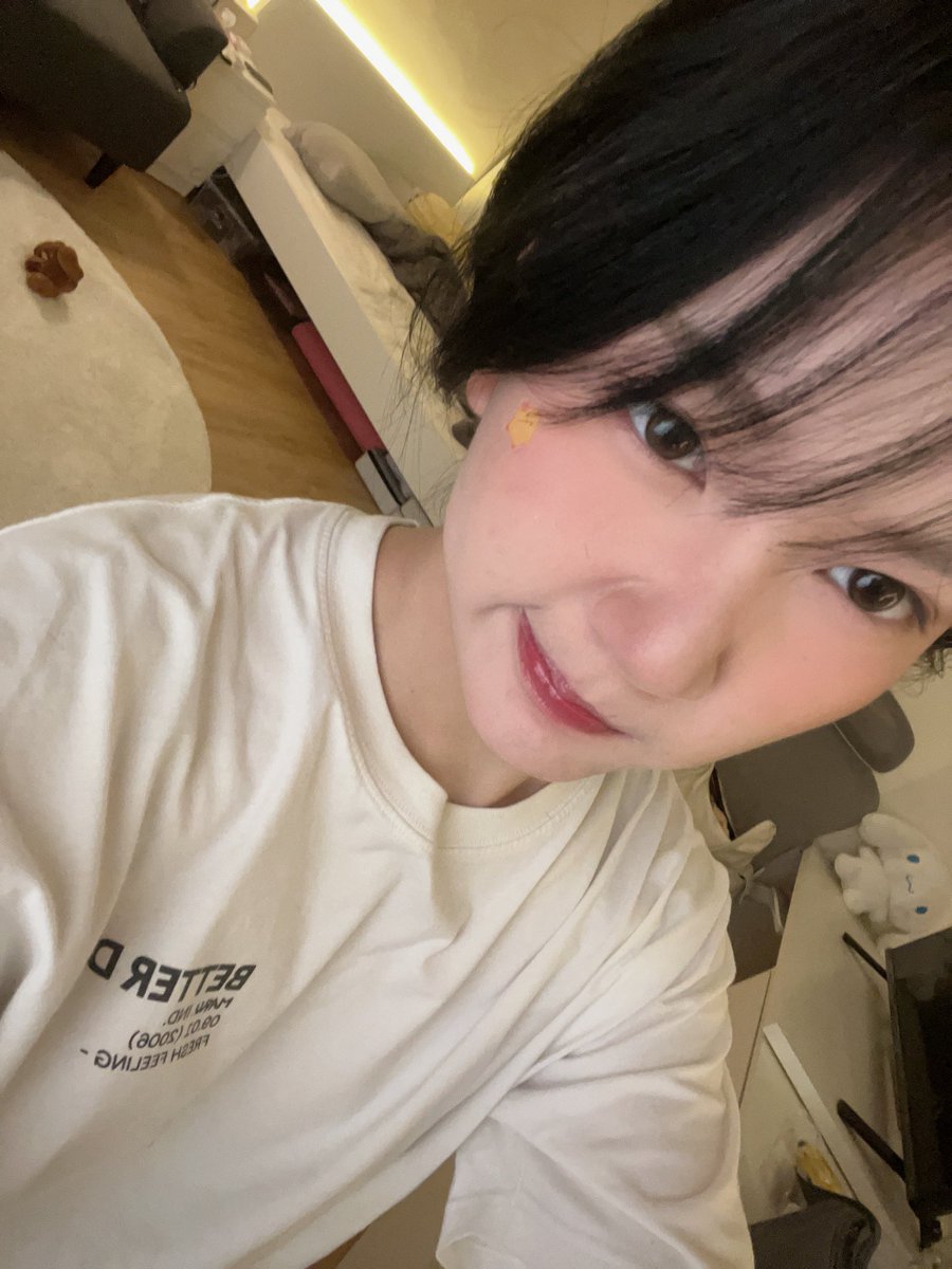 Marsha Lenathea tweet media