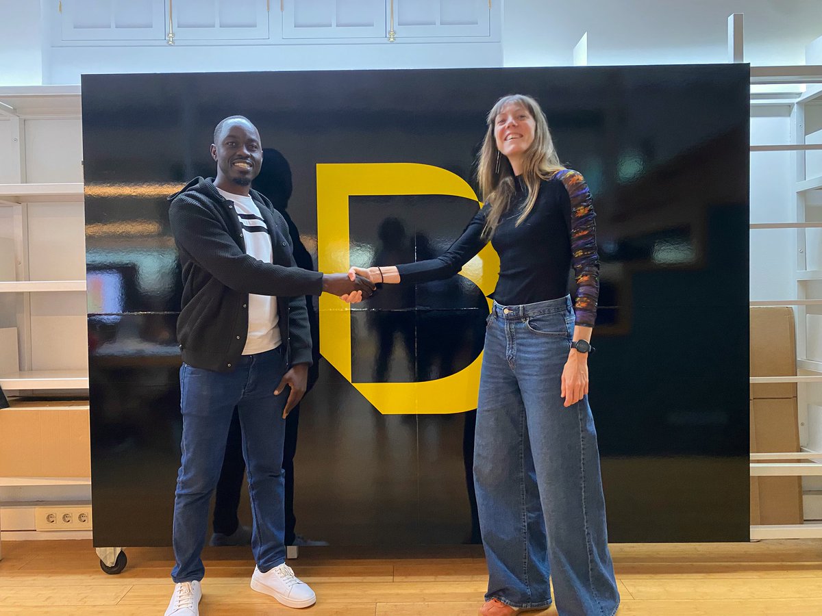BrainchldBurson's tweet image. Grateful for the warm welcome & productive meeting with @BursonEsp, led by Mireia Sáenz de Buruaga Saelices, Director, Corporate & Crisis Comms.
Our CEO @wwafula, Beatrice Lugalambi, GM Corporate Comms & Marketing, & Martin Mukama, were in attendance
#PRLeadership