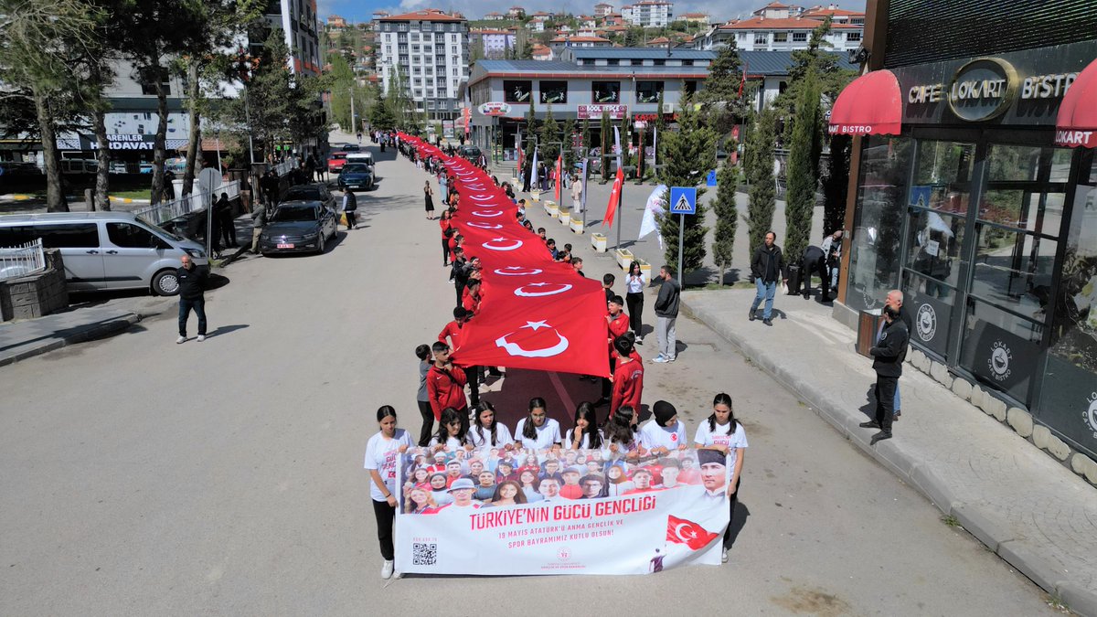 📍Şabanözü
🇹🇷19 Mayıs "Gençlik Haftası" etkinlikleri kapsamında Şabanözü'nde muhteşem bir "Gençlik Yürüyüşü" yapıldı.
#gençlikhaftası
<a href="/OA_BAK/">Dr. Osman Aşkın Bak</a> <a href="/gencliksporbak/">Gençlik ve Spor Bakanlığı 🇹🇷</a>