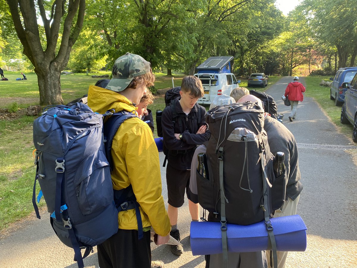 Our first 2 teams to depart.