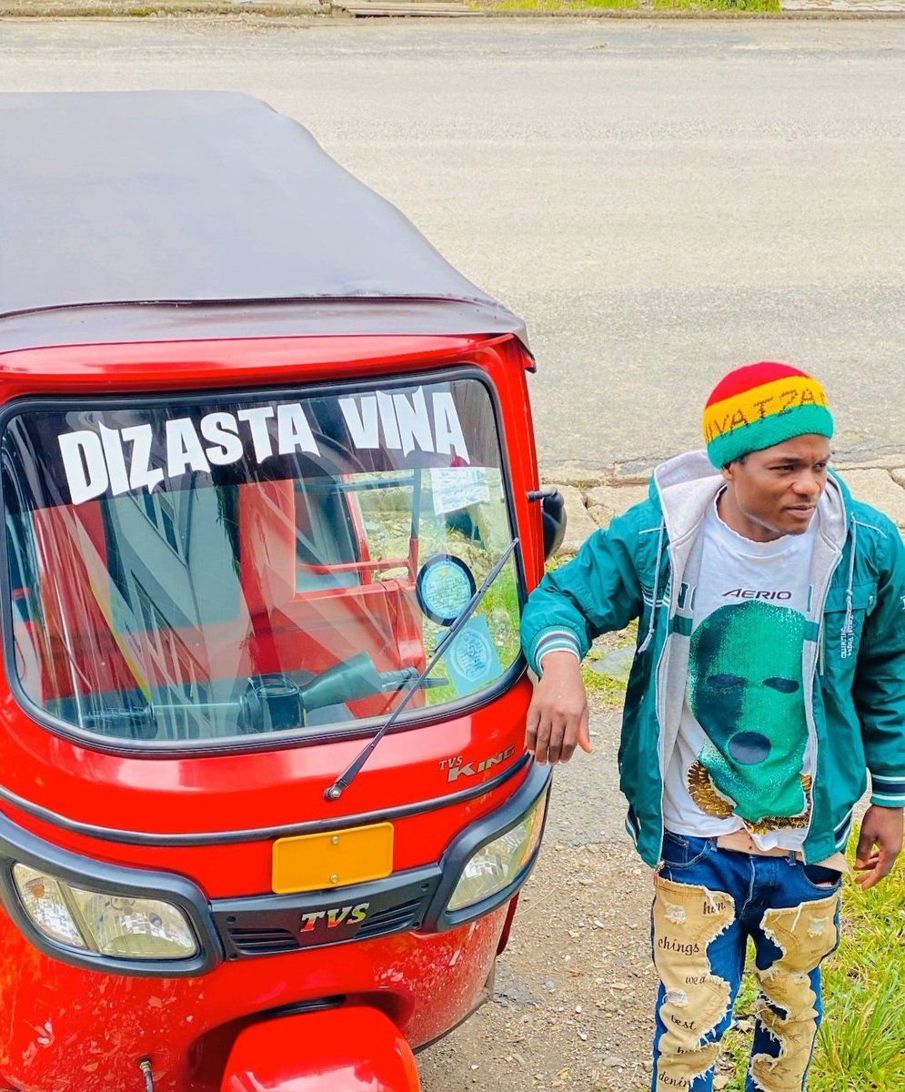 PanAuthentik's tweet photo. Dizasta Vina X Mitaa #DZSTVN

🧵Thread: https://t.co/yRiiAQV0zg