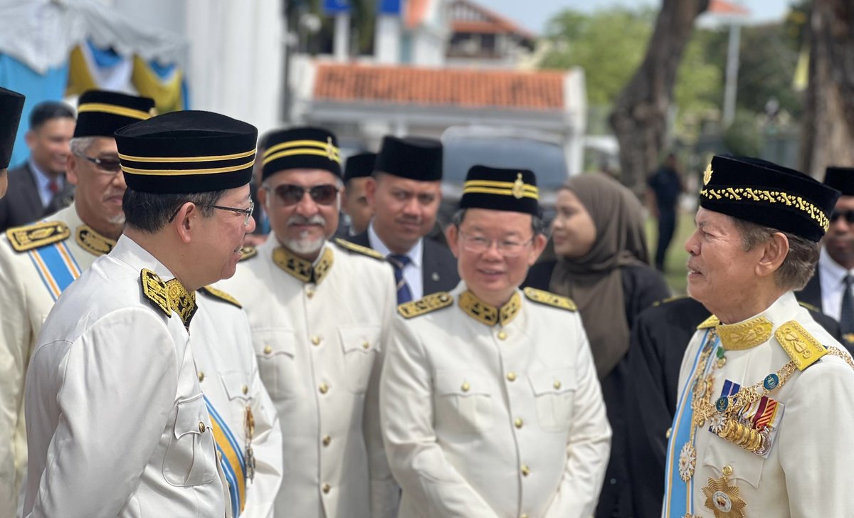 Perasmian Penggal Ketiga Dewan Undangan Negeri Pulau Pinang Yang Kelima Belas oleh Yang di Pertua Negeri Pulau Pinang TYT Tun Dato’ Seri Utama Haji Ramli bin Ngah Talib.