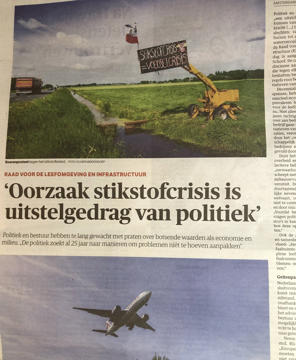 Onderweg naar de ‘Haagse Lobby ‘ voor de (her)start van #WijMakenNederland. Mijn retro button geeft aanleiding tot leuke gesprekken en het lezen van het interview met Jantine Kriens en Jan Jacob van Dijk van <a href="/raadrli/">Rli</a> in <a href="/nrc/">NRC</a> prikkelt me: dit land kan zoveel beter!