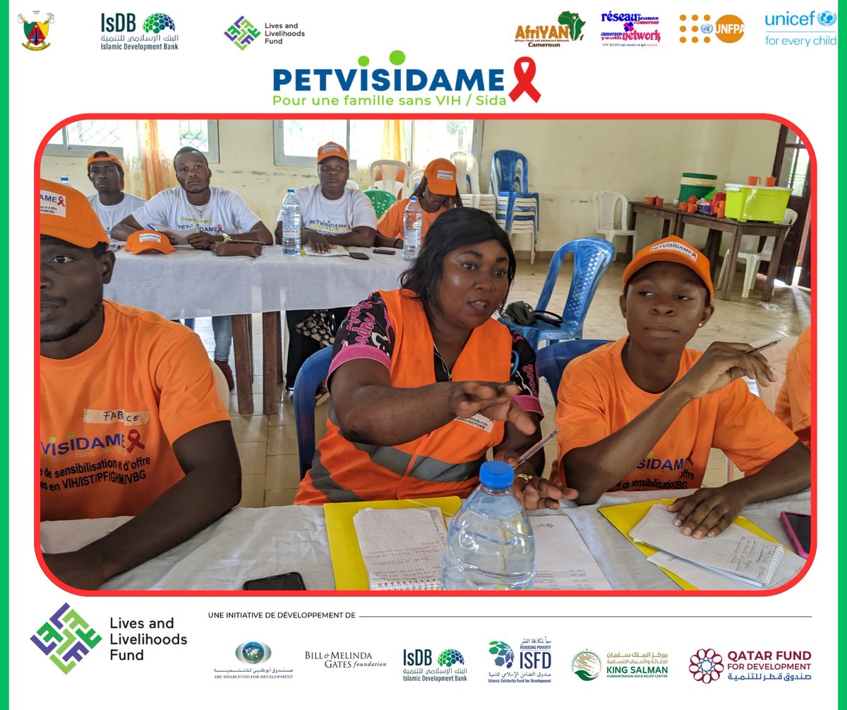 Retour en images sur l’atelier de renforcement des capacités des jeunes leaders sur la #SSR.Pendant 2 jours, les PEs ont appris, échanger et ce sont préparer pour agir pour une santé plus sûre en communauté.
Dès aujourd’hui, cap sur les sensibilisation et le dépistage ciblé.