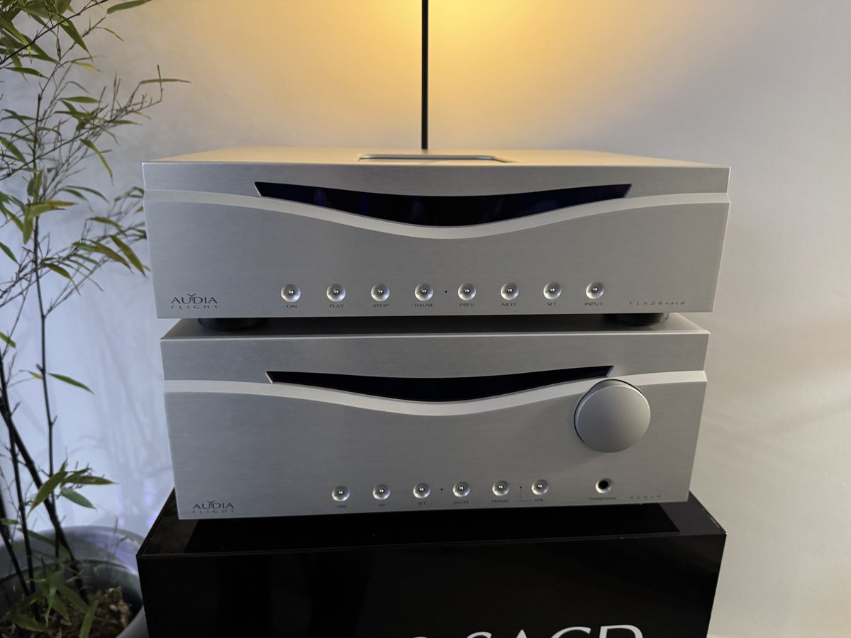 Absolute_Hi_End's tweet image. Audia Flight new Strumento No.8 Signature monos with Marten Speakers and Signal Audio cables 

@AudiaFlight @martenaudio @signalprojects #signalprojectscables #audiaflight #martenspeakers #munichhighendaudio2025