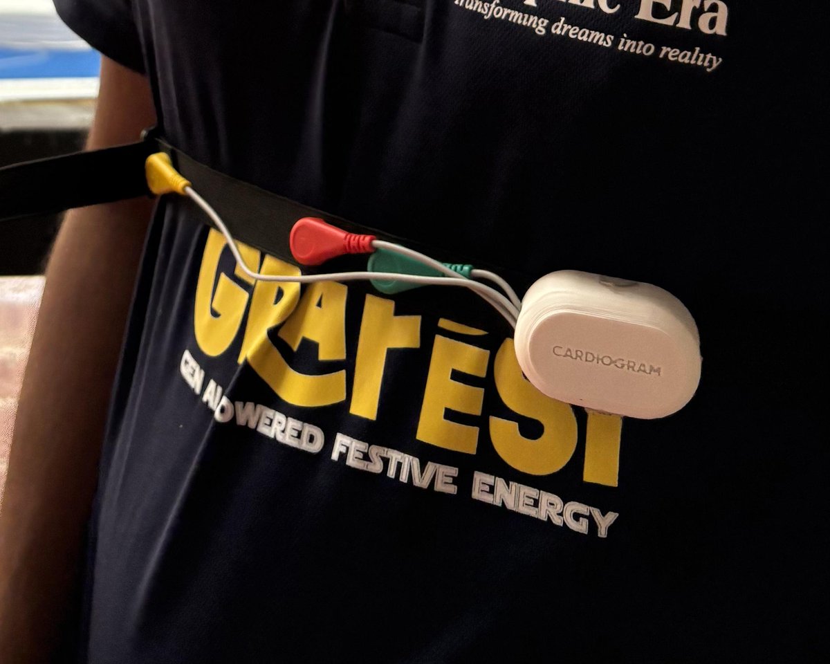 seeedstudio's tweet photo. 🫀 Meet Cardiogram—a portable ECG wearable built with our XIAO ESP32C3 by Jaagrav Seal & team! Streams heart data via BLE to a SwiftUI app & logs reports in @supabase. Built in 48hrs at a hackathon! 💡
Read their incredible journey and build process on @instructables 👇

https://t.co/MlS0gnYIEz