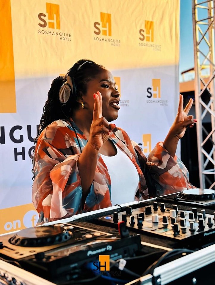 <a href="/ntombi_meso/">Ntombi Meso | The Voice</a> well well well