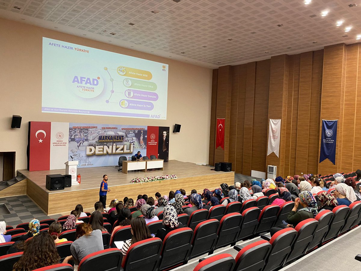 gamze6464's tweet photo. Bugün katıldığımız AFAD Eğitimi Konferansı, afet bilincimizi artırmak ve olası risklere karşı hazırlıklı olmak adına çok değerli bilgilerle doluydu. @GSB_Denizli @tekinkazak20 @vildanbasbug https://t.co/upc81Tp1cz
