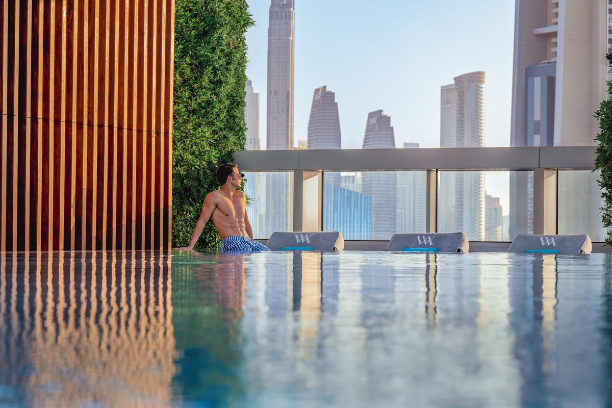WaldorfDIFC's tweet image. Escape to an urban oasis in the heart of the city.
@sttrop.difc invites you to unwind with skyline views, crystal-clear waters, and the vibrant energy of rooftop luxury.

#WaldorfDIFC #LiveUnforgettable #PoolPass #RooftopPool