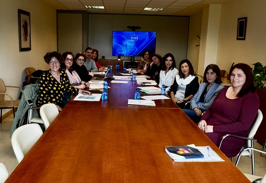 Plataforma de Organizaciones de Infancia (POI) CyL (@poi_cyl) on Twitter photo Ayer se constituyó el grupo de trabajo por las #familias en situación de vulnerabilidad de #CyL
Gracias a <a href="/redincola/">Red Incola</a> por representar a POICYL en este Foro 😊
Trabajamos en red por los derechos de la infancia y adolescencia <a href="/jcyl/">Junta de Castilla y León</a> <a href="/EAPNCyL/">EAPN Castilla y León</a> <a href="/UNICEFCyL/">UNICEFComitéCYL</a> Ayer se constituyó el grupo de trabajo por las #familias en situación de vulnerabilidad de #CyL
Gracias a <a href="/redincola/">Red Incola</a> por representar a POICYL en este Foro 😊
Trabajamos en red por los derechos de la infancia y adolescencia <a href="/jcyl/">Junta de Castilla y León</a> <a href="/EAPNCyL/">EAPN Castilla y León</a> <a href="/UNICEFCyL/">UNICEFComitéCYL</a>