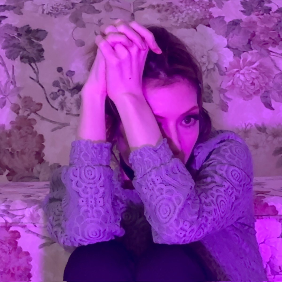 R. Missing tweet media