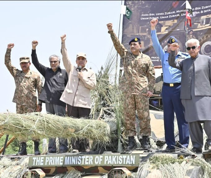 Misham109's tweet photo. On #YoumETashakur, the nation salutes the brave Heros of #BaniyanulMarsos. A big salute to Lt Gen Syed Imdad Hussain Shah HI(M) _ the lion of Ravi-Chenab _ who led from the front, crushed the enemy, and upheld Pakistan’s honour.   #SaluteOurForces
@OfficialDGISPR https://t.co/vcEnp3jLDK