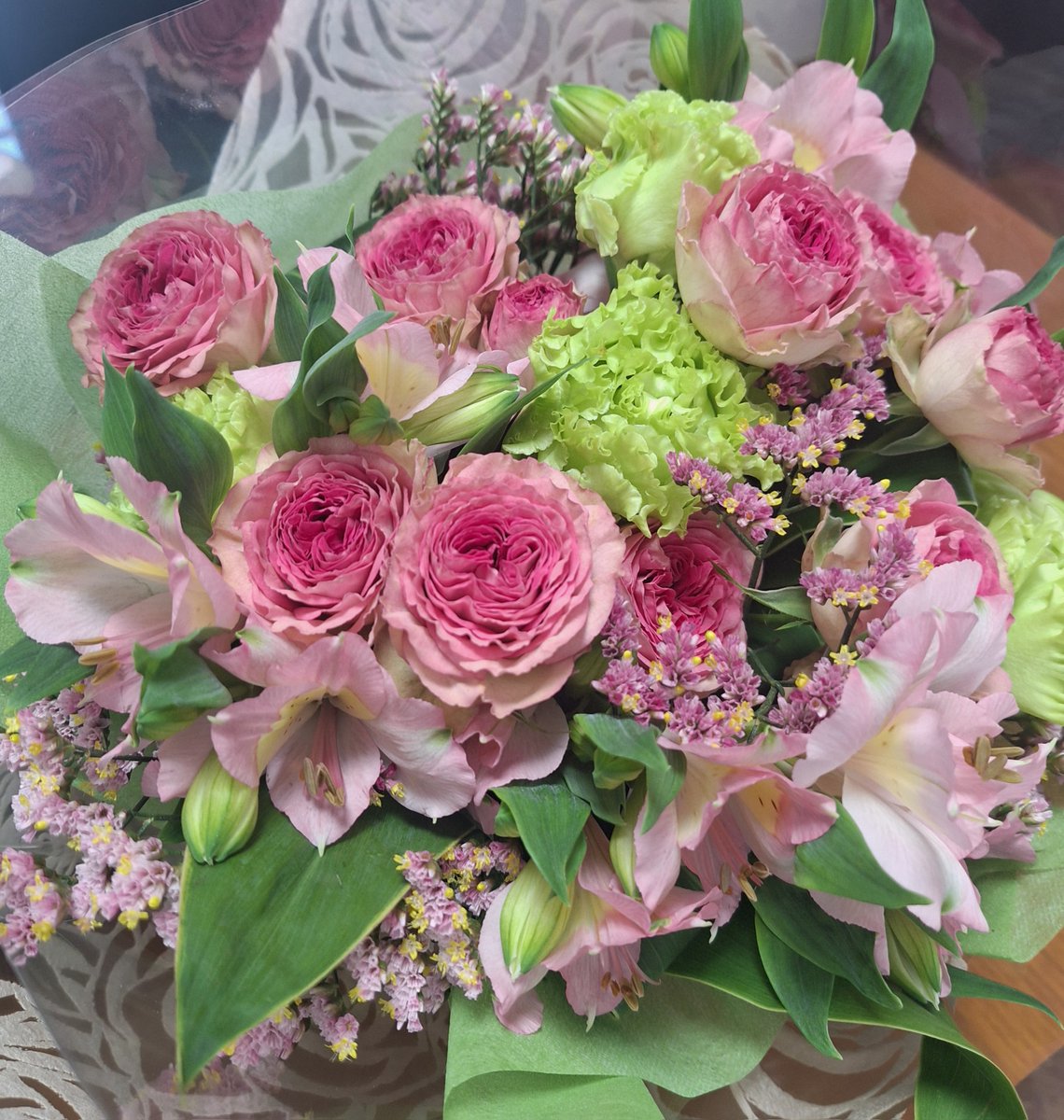 山口県岩国市の34歳の女性の結婚が決まりご成婚退会となりました。
詳しくはブログにアンケートと共にご紹介しています。

o-bride.me/blog/2025/05/1…

＃山口県 ＃婚活　＃結婚相談所