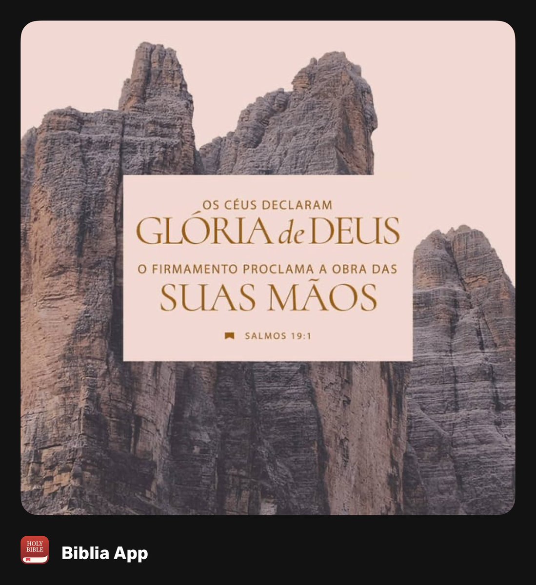 9 Por lo cual Dios también le exaltó hasta lo sumo, y le dio un nombre que es sobre todo nombre, 10 para que en el nombre de Jesús se doble toda rodilla de los que están en los cielos, y en la tierra, y debajo de la tierra; 11 y toda lengua confiese que Jesucristo es el Señor,