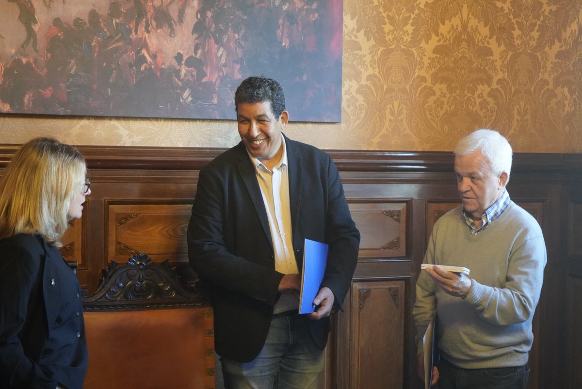 En su intervención, Carmelo Ramírez, Presidente de FEDISSAH, destacó la importancia de esta conferencia como espacio clave para coordinar acciones y fortalecer un plan de trabajo con incidencia política, impulsando el derecho a la autodeterminación del pueblo saharaui.