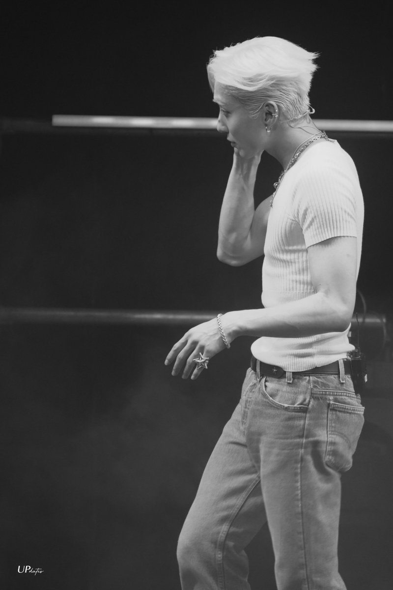 🩶 <a href="/jongup_official/">Jongup_Official</a> 

#문종업 #MoonJongUp
#文鐘業 #ムンジョンオプ