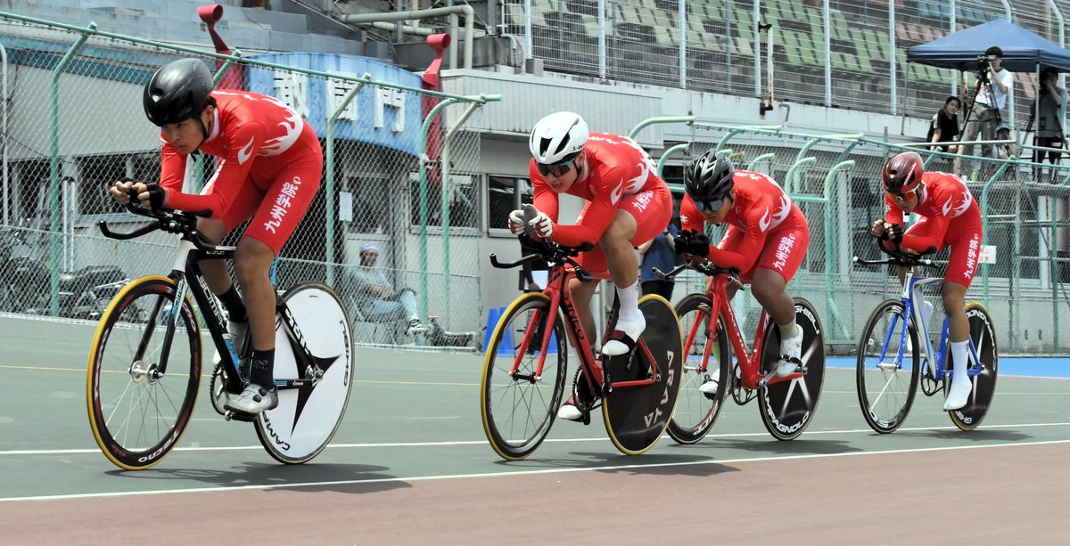 県高校総体の総合開会式に先立ち、自転車競技が始まりました。熊日は全国高校総体（インターハイ）を目指す熱戦を紙面と電子版で詳報。
今年も特集や各競技結果を躍動感ある写真とともにお伝えします。

🔗熊本のスポーツ
kumanichi.com/theme/kuma_spo…

#熊本  #高校総体 #速報 #自転車