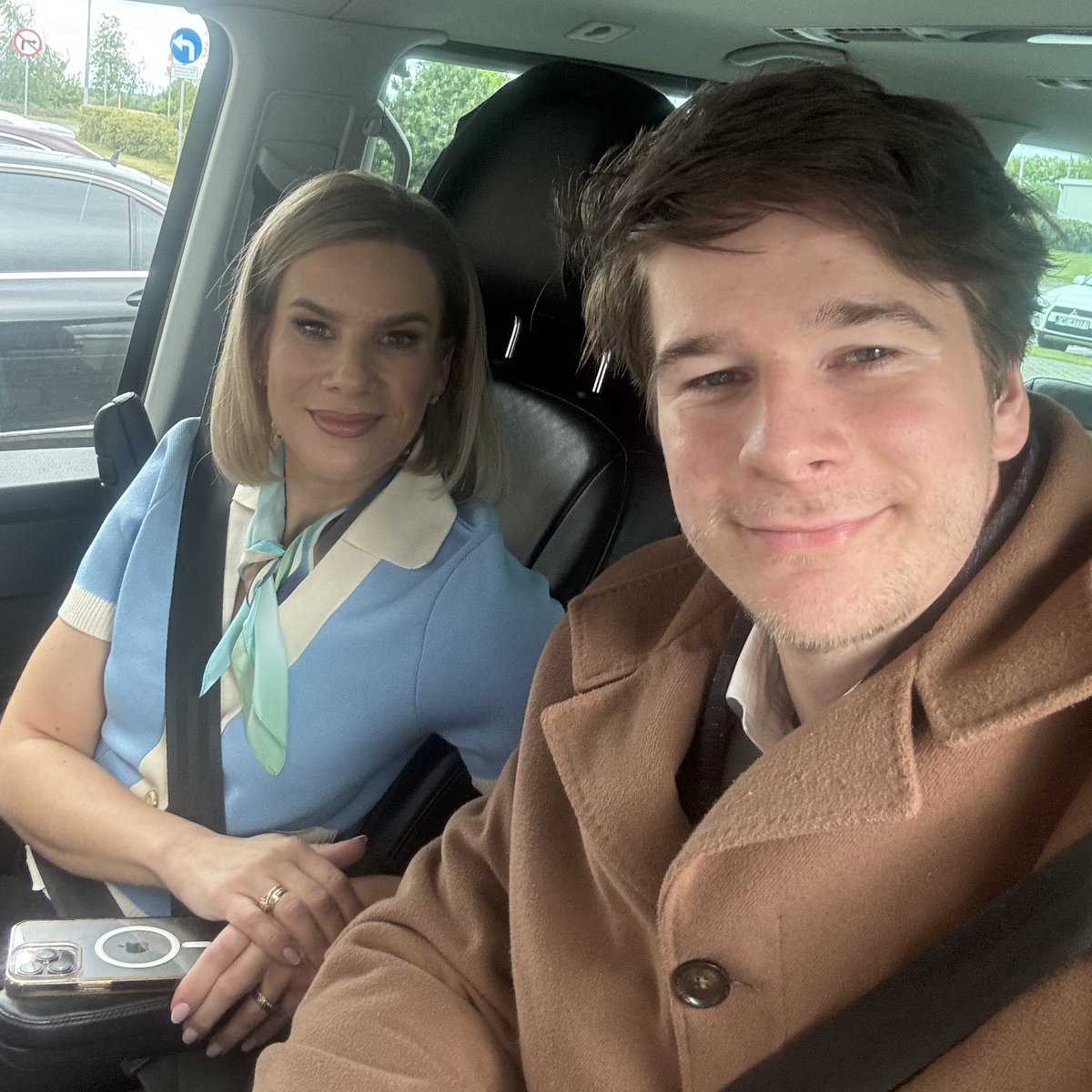 Ruszamy w ostatni dzień kampanii z Mamą! ❤️🇵🇱

#Nawrocki2025