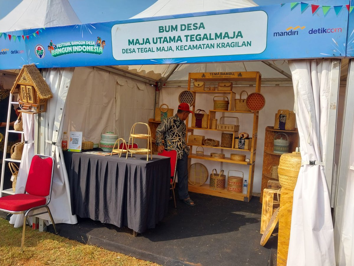 Bersih dari sampah cerahkan lingkungan cerahkan masa depan

#TPPBersamaMenteriDesa

Deklarasi gerakan desa peduli sampah

#TPPBersamaMenteriDesa

<a href="/prabowo/">Prabowo Subianto</a>
<a href="/YandriSusanto27/">Yandri Susanto</a>
<a href="/ArizaPatria/">Ariza Patria</a>
<a href="/taufikmadjid71/">IG : taufik.madjid</a>
<a href="/kemendespdt/">#BangunDesaBangunIndonesia</a>
<a href="/bpsdmkemendesa/">Bpsdm Kemendesa</a>