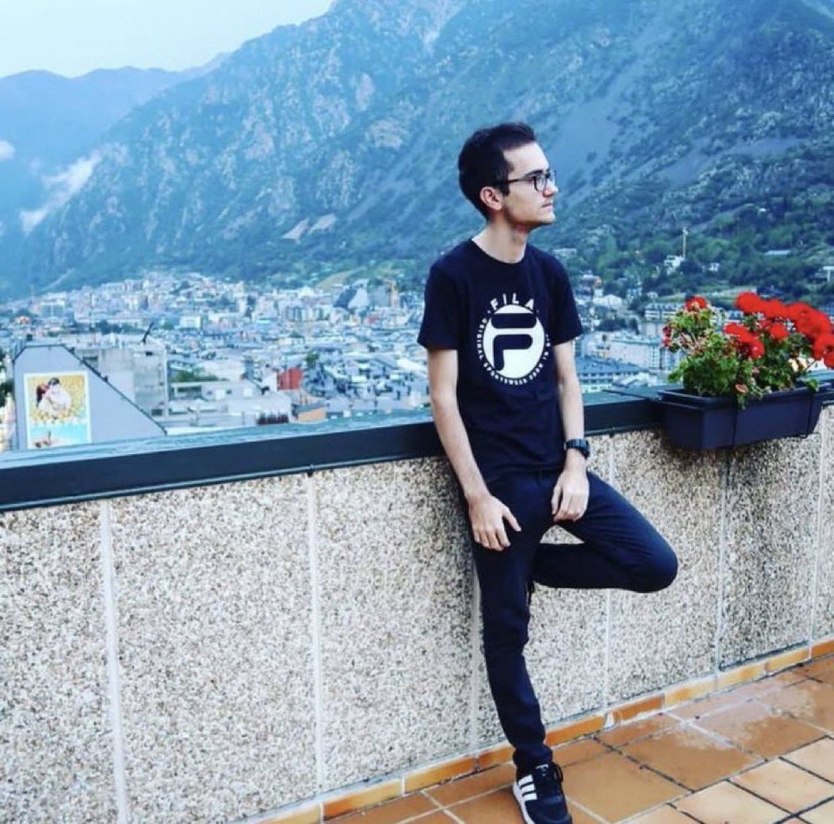 "Bro en verdad renta pila 28€ por el copeo en Campus Sur"