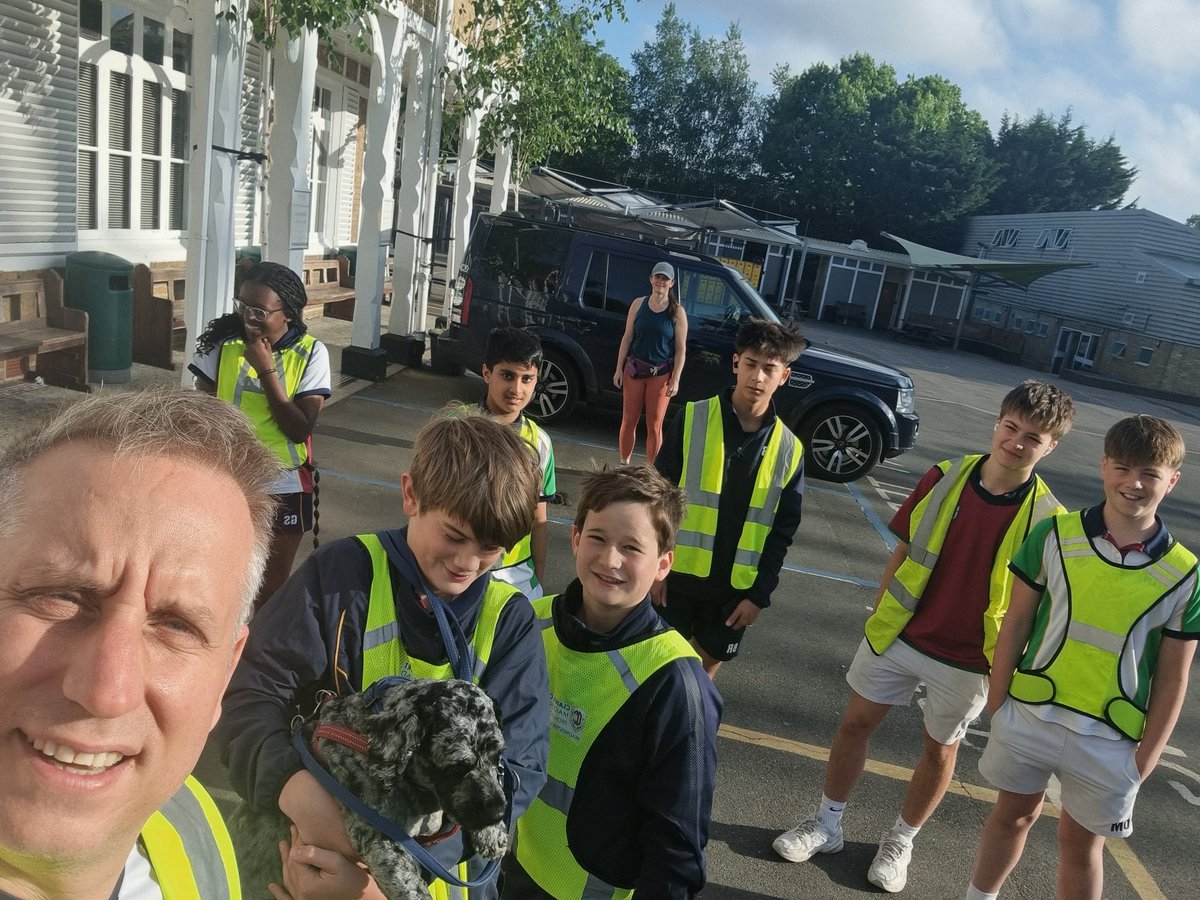 Headteacher's run club was a nice mix this morning; girls, boys, the head, coaches, parents, and the dog (Jenkins). This pic sums up the #CCFamily at #CCSeniorBoys and #CCSeniorGirls. All welcome next Friday at 0720.