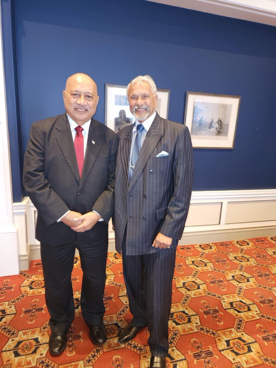 With Mr Arthur Anae, Fiji born of Samoan descent, National Party MP 1996-2002. He is trying to collect 1 million signatures from Pacific Islanders to petition NZ Govt to allow 3 months visa on arrival for our people