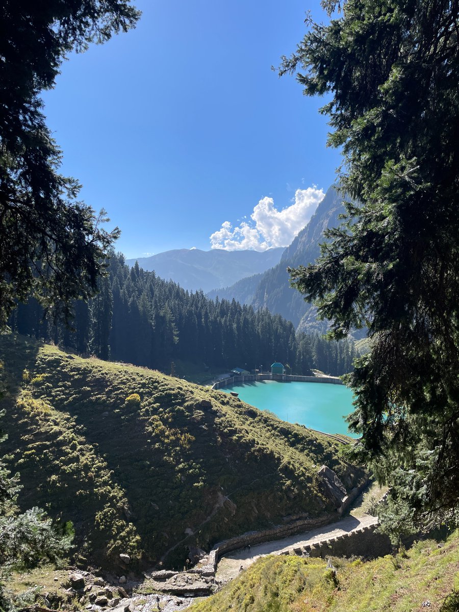 GeeknGlam's tweet photo. @LavaMobile The different layers of the mountains, birds chirping and sparkling streams of water coming from the glaciers is "My Calling". 

This is Sethan Waterfall, near Manali, Himachal Pradesh. A risky climb led us to this view!

#ShotOnAGNI3 #FrameOfIndia #ProudlyIndian 
@LavaMobile https://t.co/Cxrp6codth
