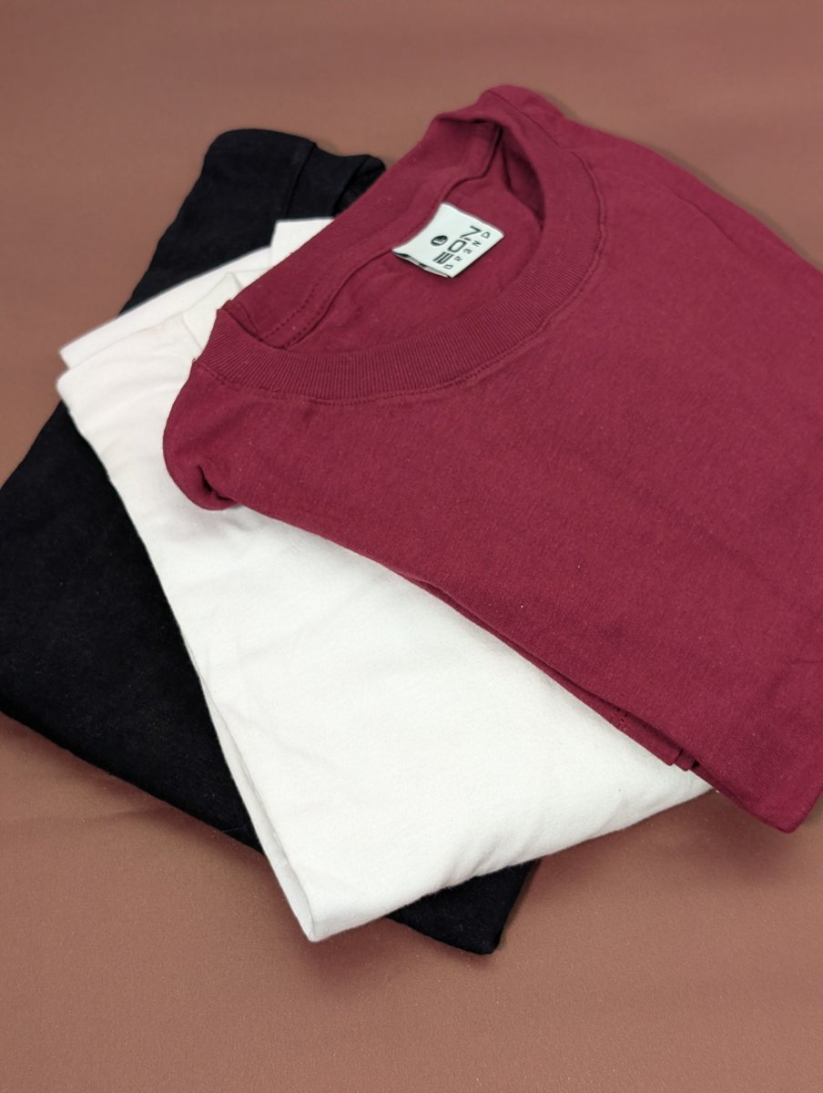 It’s Friday, let’s get your fit sorted.
 Clean cuts, bold colours, zero stress.

Roundnecks are 3500
Caps are 2500
V necks are 4000

Send a DM or click the link to lock in your order, and let’s get you ready for the weekend
teesandco.catlog.shop