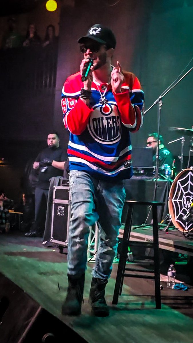 FlawedAliens's tweet photo. @ChrisWebby Thank you for putting on the best shows. I will continue to go to every show in Alberta.  Webby shows are my happy place https://t.co/ifehsiexZu