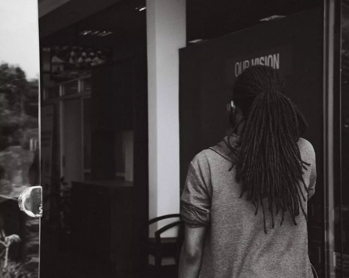 blazey_blaze's tweet image. FRIENDLY FRIDAY REMINDER: Grow your own hair.