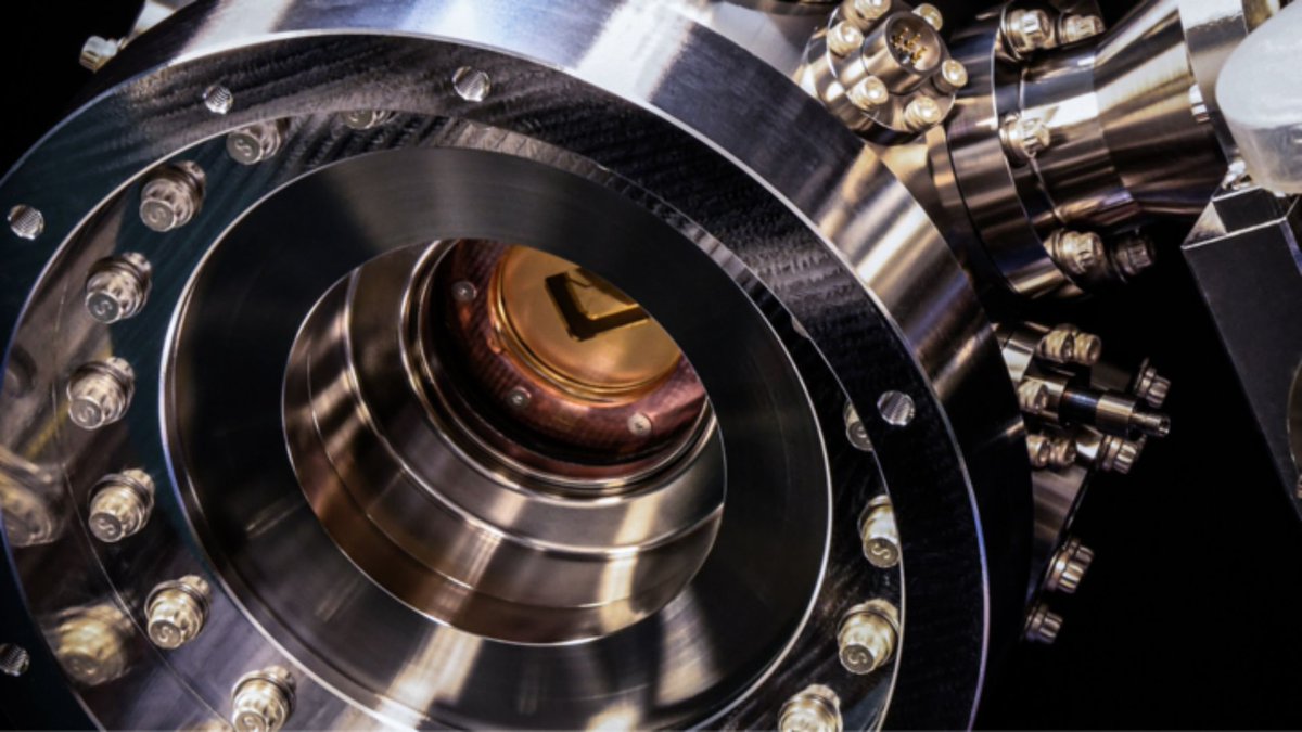 Ronald_vanLoon's tweet image. #QuantumComputer set to untangle math knots beyond supercomputer’s superpower
by Tejasri Gururaj @IntEngineering

Learn more: bit.ly/4jaCNrk

#Innovation #EmergingTech #Tech #Technology

cc: @bernardmarr @yuhelenyu @karpathy