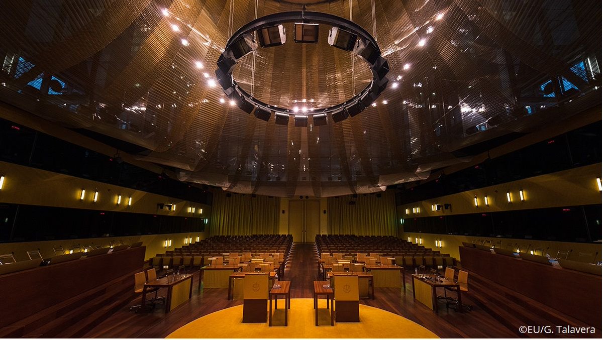EU Court of Justice (@eucourtpress) on Twitter photo #ECJHighlights | 22/05
⚖️ (O): #StateAid – translation error 🇷🇴 in an #EU regulation – effects #Romania (C-416/24, C-417/24)
⚖️ (O): #Taxation – measures against #tax avoidance 🇧🇪 #Belgium (C-524/23)
⚖️ (J): Withdrawal of a credit institution’s licence by the <a href="/ecb/">European Central Bank</a> (C-90/23) #ECJHighlights | 22/05
⚖️ (O): #StateAid – translation error 🇷🇴 in an #EU regulation – effects #Romania (C-416/24, C-417/24)
⚖️ (O): #Taxation – measures against #tax avoidance 🇧🇪 #Belgium (C-524/23)
⚖️ (J): Withdrawal of a credit institution’s licence by the <a href="/ecb/">European Central Bank</a> (C-90/23)