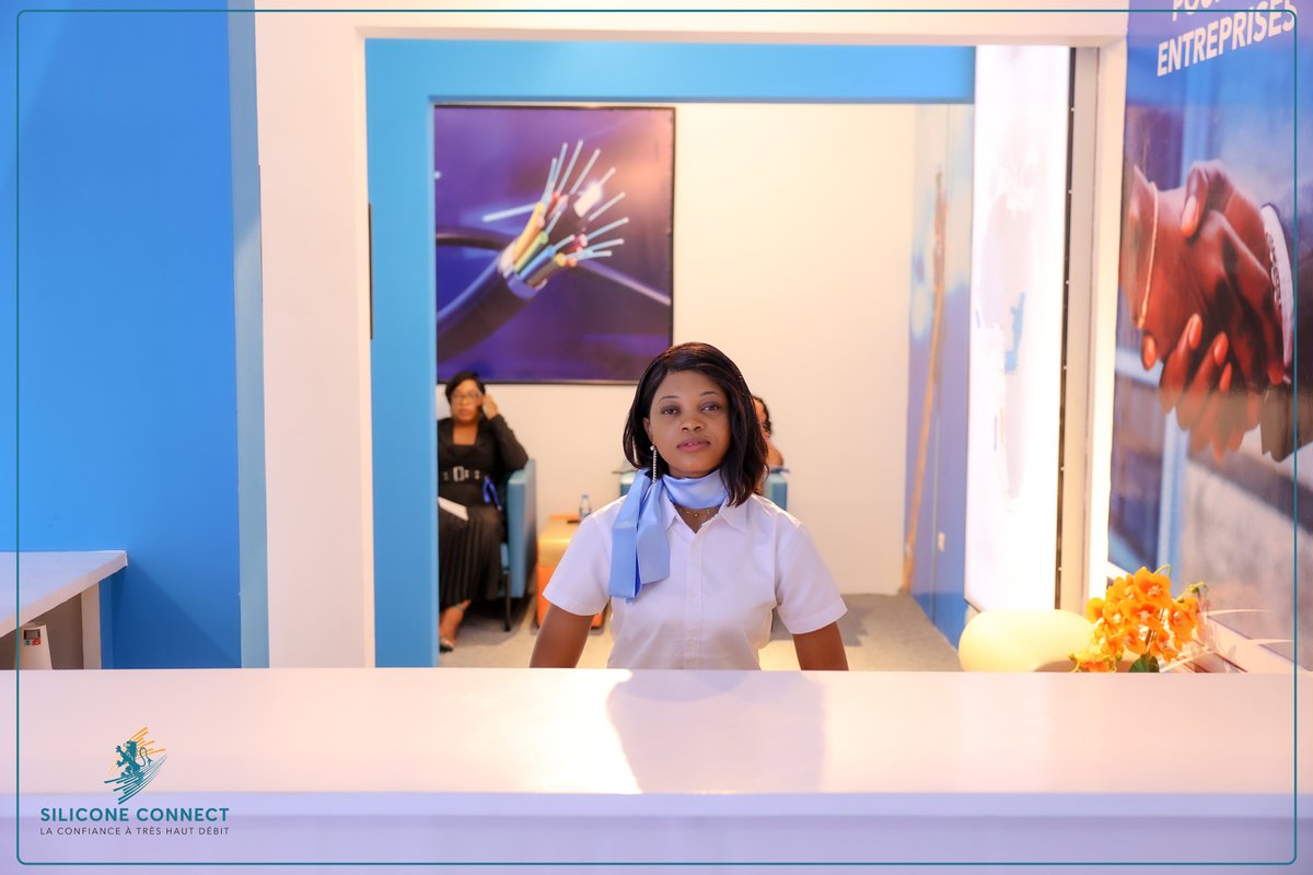 𝐎𝐒𝐈𝐀𝐍𝐄 𝟐𝟎𝟐𝟓 – 𝐉𝐨𝐮𝐫 𝟯

Rencontre stratégique :
Cyriaque Kouma (ACE Gabon), <a href="/GaetanSoltesz/">Gaëtan Soltesz</a> &amp; <a href="/klive1981/">Clive Luvy AKOUALA</a> ont échangé autour de la connectivité régionale.
Cap sur une Afrique centrale plus unie et interconnectée. 

#ChezMoiAuCongo #WeAreSiliconeConnect #FibreNationale