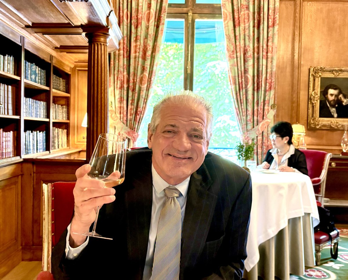 Lunch at #LeClarence