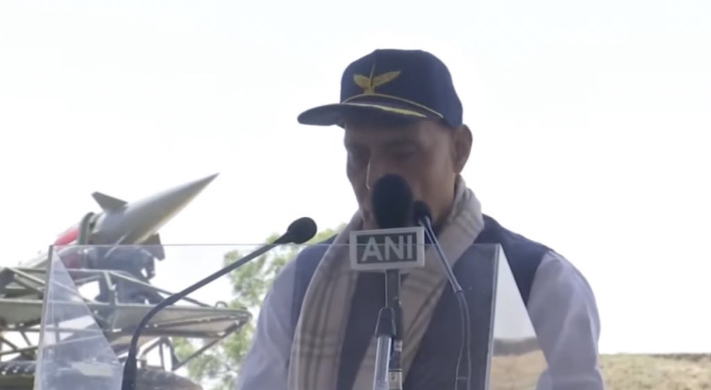 gauagg's tweet photo. #S400 ke Baad #MRSAM aur aaj #Pechora ki bari.🇮🇳
Bharat Mata ki Jai🇮🇳
#Bhuj #OperationSindoor https://t.co/SpsgZEhSlq