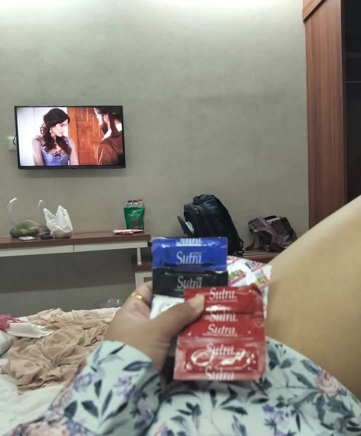 putra20ae's tweet photo. ampunn tntee
#brondong #tante https://t.co/oPxgE8keSZ