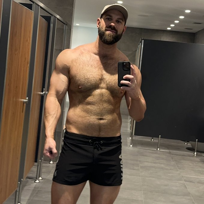 Watch Dave Marshall 18+'s leaked NSFW photo on TwXstars